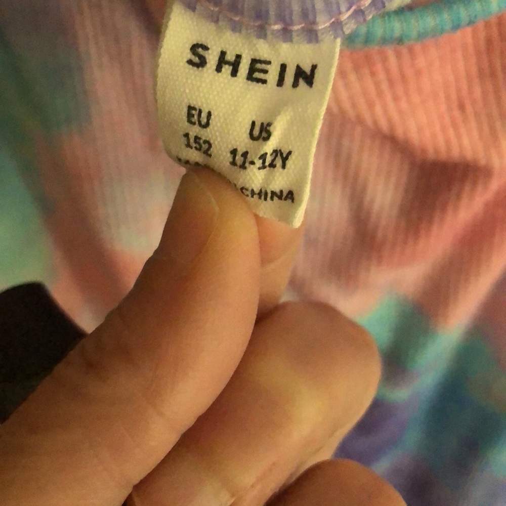 SHEIN girl’s size 11-12 one piece dress. Great condition.